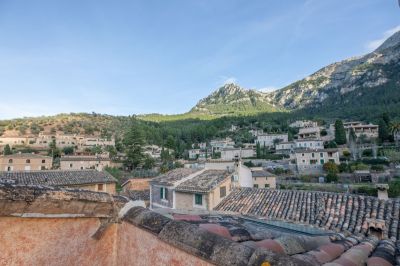 Encantador apartamento con terraza en centro de Deia