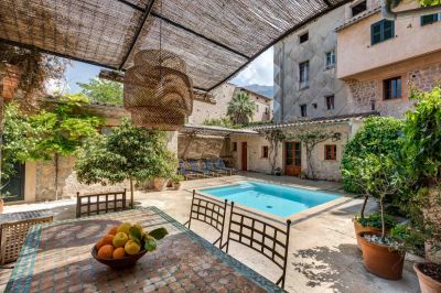 Céntrica casa de pueblo con terrazas y piscina en Sóller - Reg. ETV/10257 - CASA BATAC