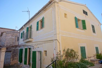 Chalet pareado con jardín, terraza y garaje en Establiments - Son Sardina