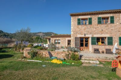 Casa semi adosado con jardín en Sóller