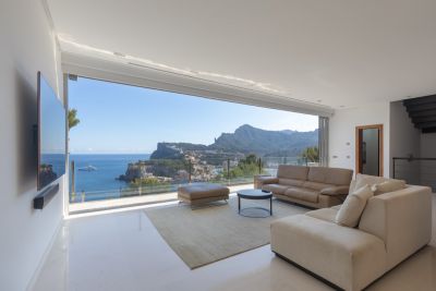 Impresionante villa moderna en la mejor ubicación del Port de Sóller