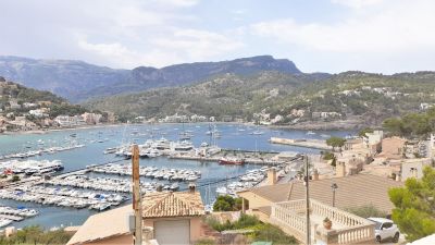 Exclusivo y luminoso piso con impresionantes vistas en el Port de Sóller