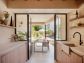 Casa de pueblo renovada con jardín y piscina en el corazón de Sóller