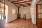 Pequeña casa con jardin y piscina para reformar