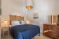 Preciso apartamento con piscina comunitaria y vistas al mar en Port de Sóller